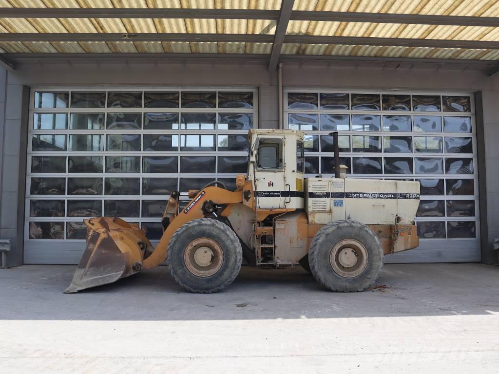 International 530 A Cargadoras sobre ruedas