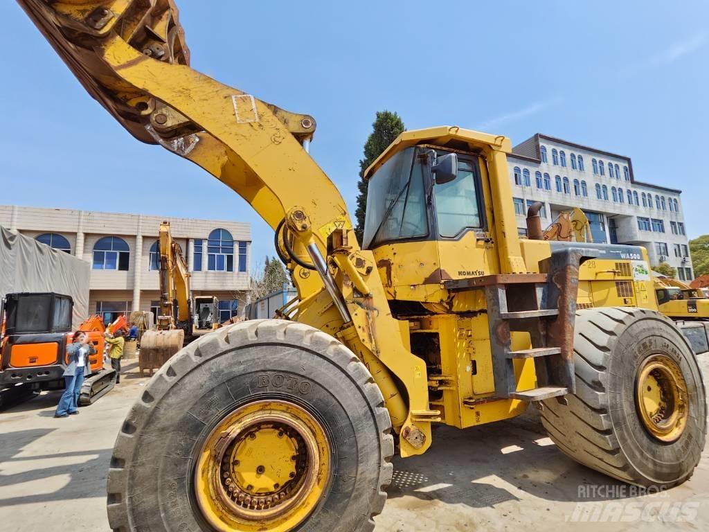 Komatsu WA 500 Cargadoras sobre ruedas