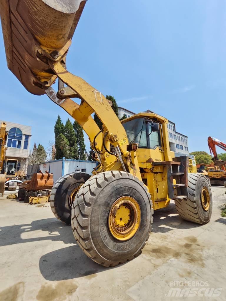 Komatsu WA 500 Cargadoras sobre ruedas