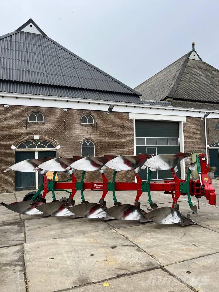 Kverneland LB100-300 Arados reversibles suspendidos