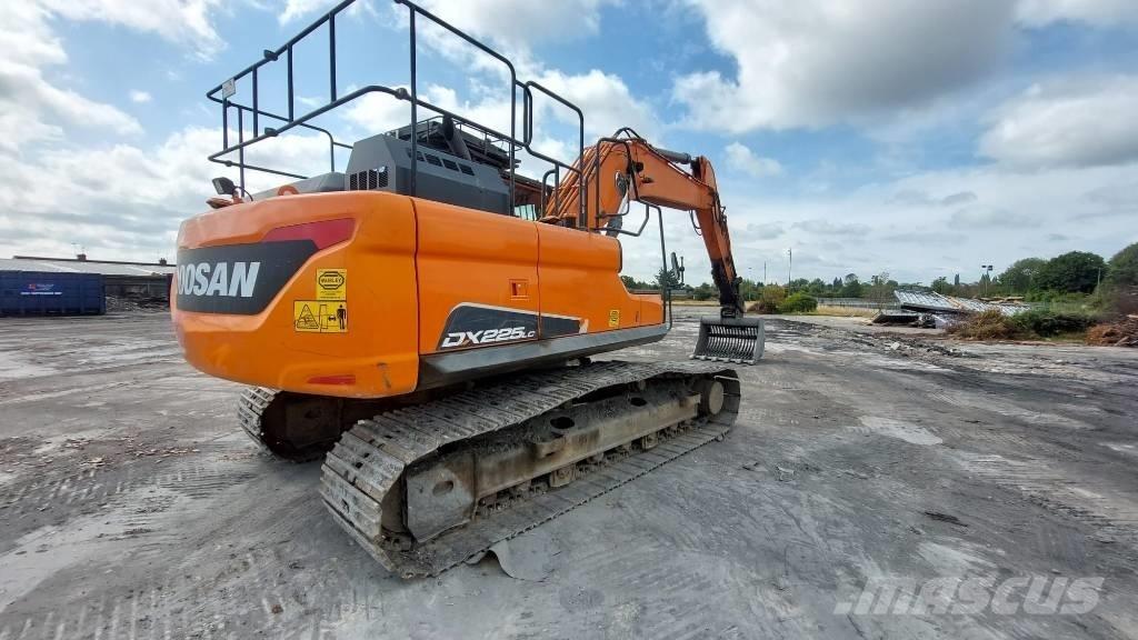 Doosan DX 225 LC Excavadoras de cadenas