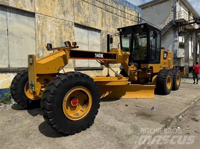 CAT 140 K Motoniveladoras