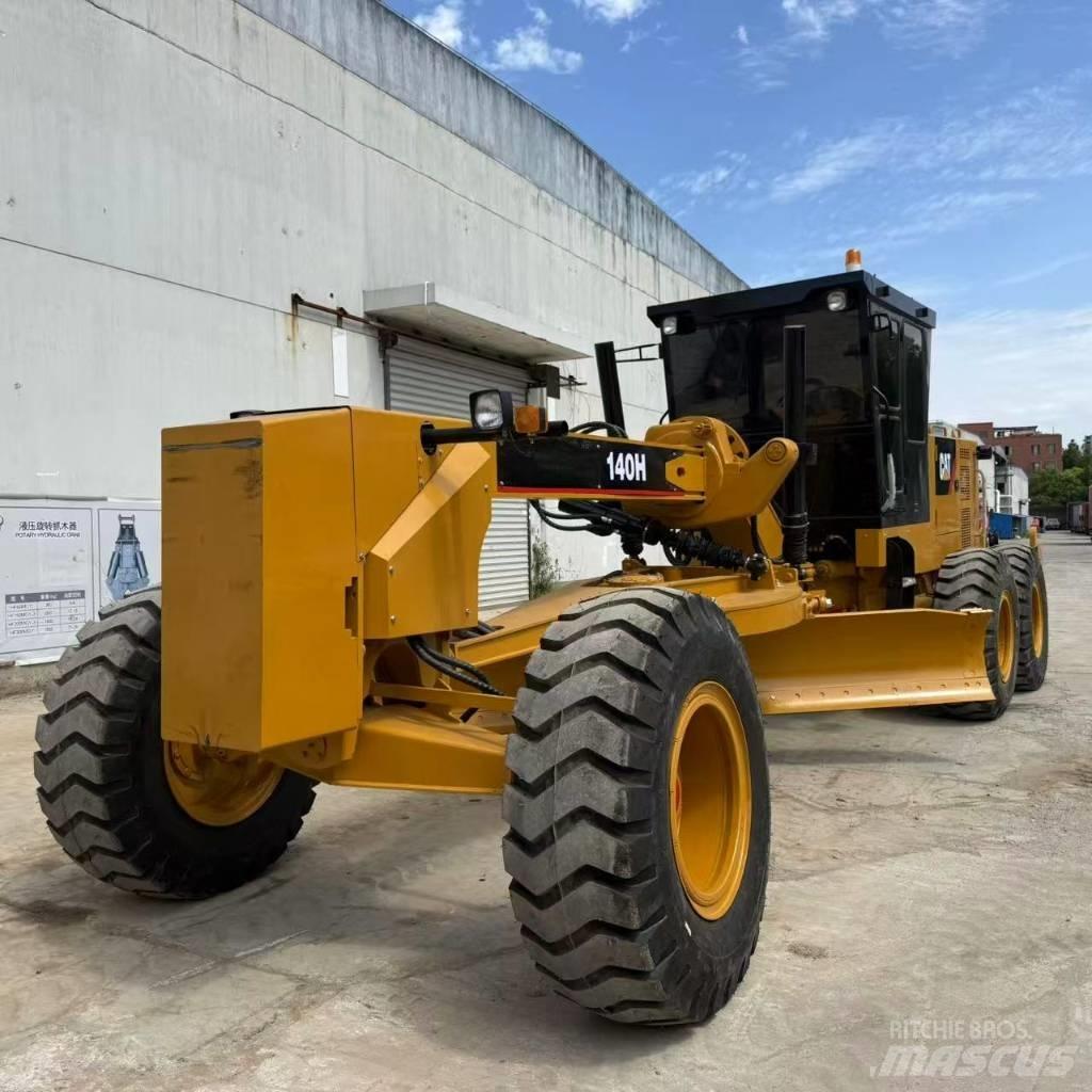 CAT 140 H Motoniveladoras