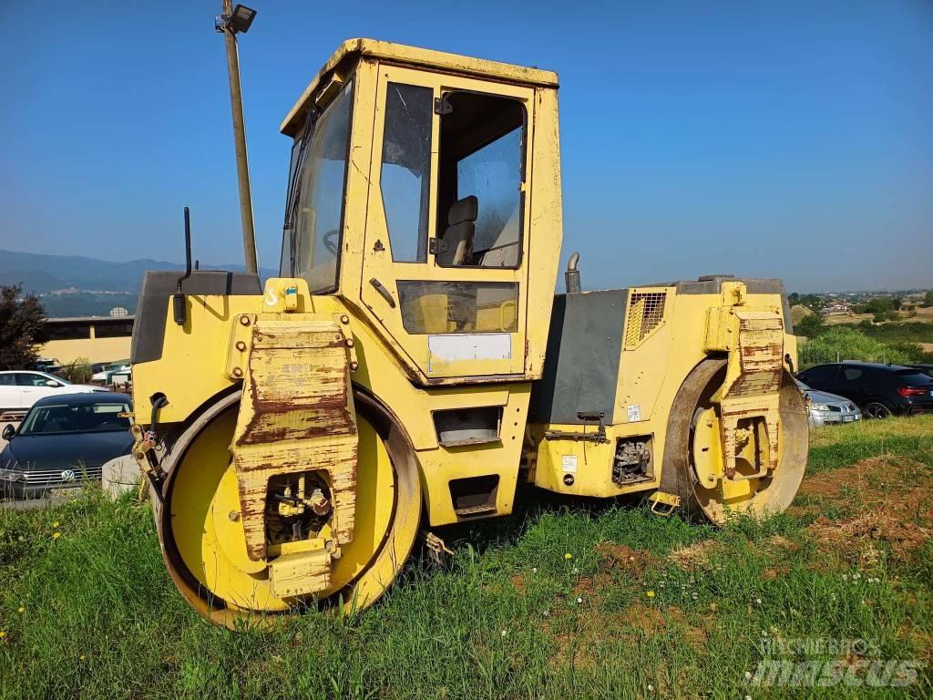Bomag BW 151 AD-2 Rodillos de doble tambor