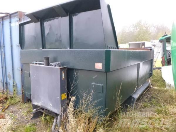 Volvo TIPPER BOX Transporte - Otros
