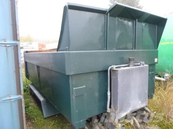 Volvo TIPPER BOX Transporte - Otros