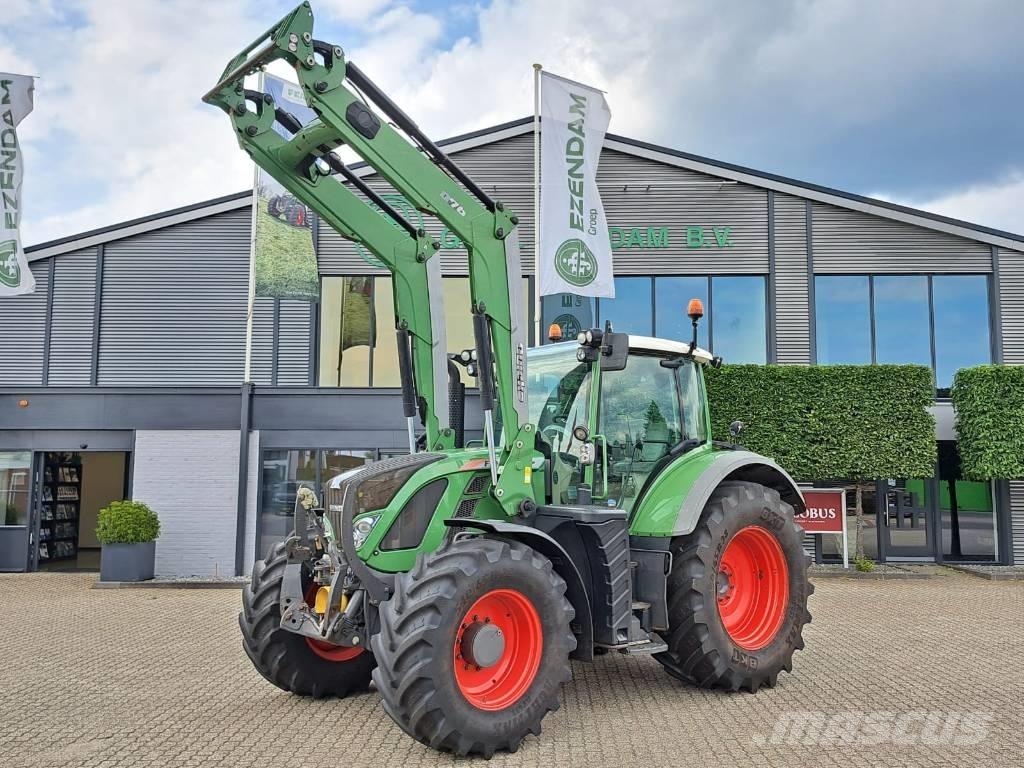 Fendt 714 Vario SCR Tractores