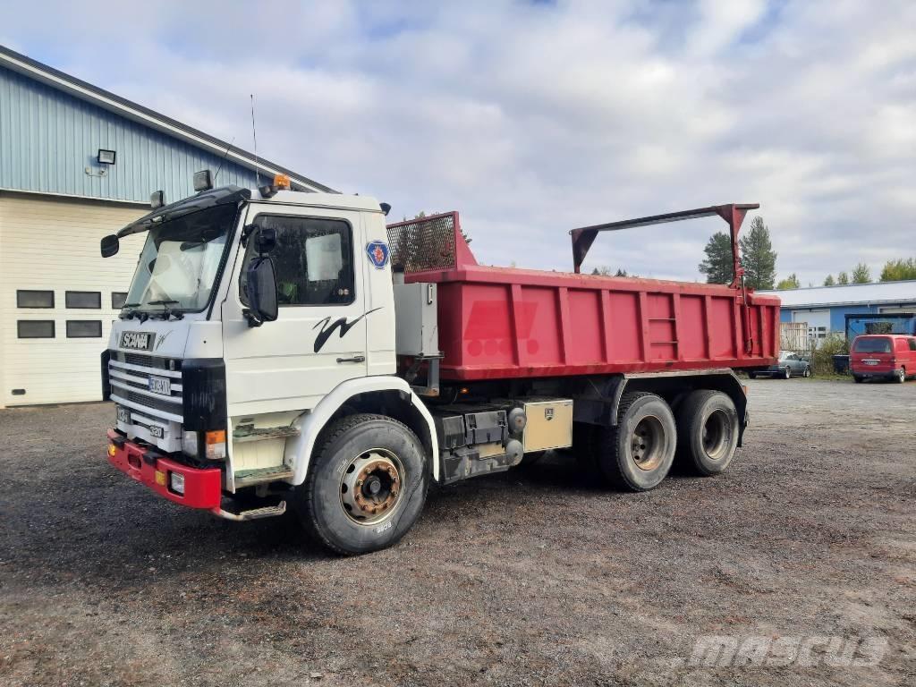 Scania 113 Camiones bañeras basculantes o volquetes