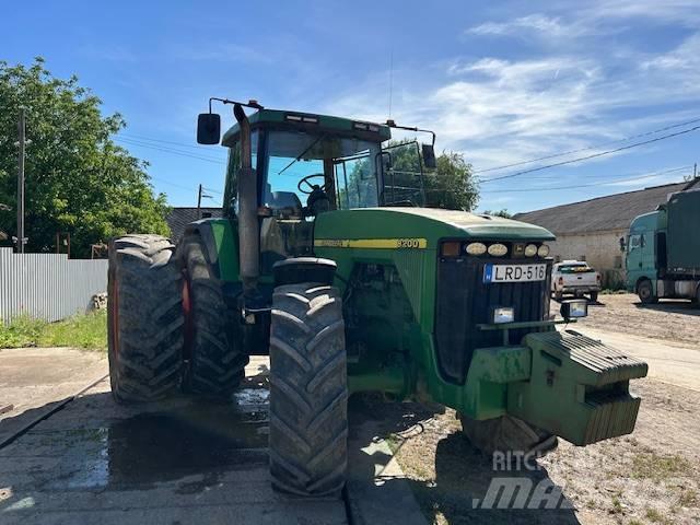 John Deere 8200 Tractores