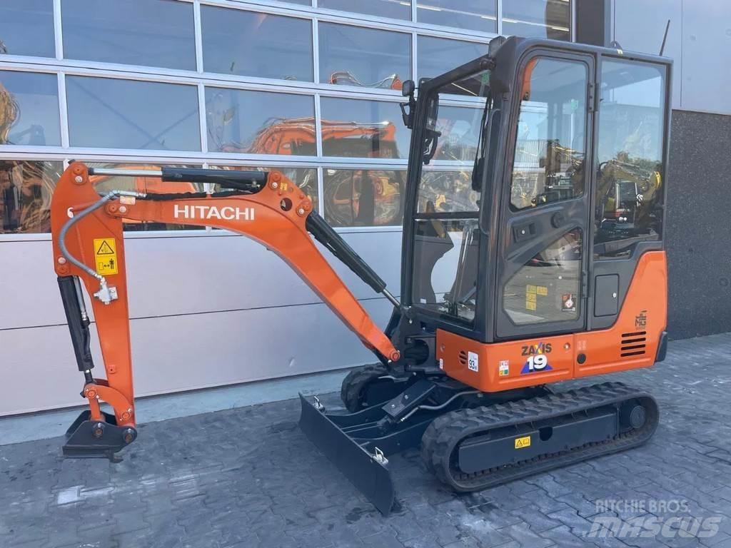 Hitachi ZX19-6 Mini excavadoras < 7t
