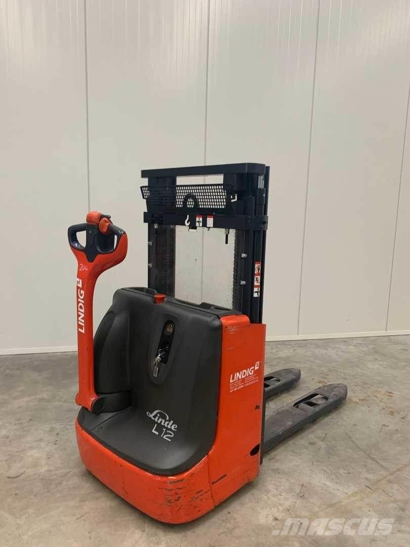 Linde L12 Apiladores eléctricos