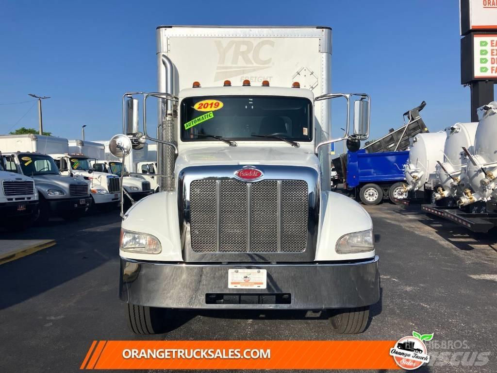 Peterbilt 337 Camiones caja cerrada