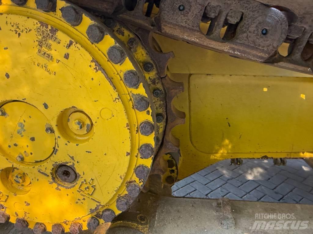 CAT D 6 T LGP Buldozer sobre oruga