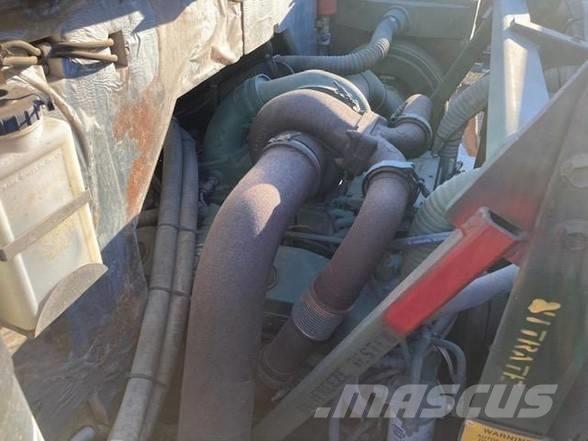 Oshkosh M1070 Cabezas tractoras