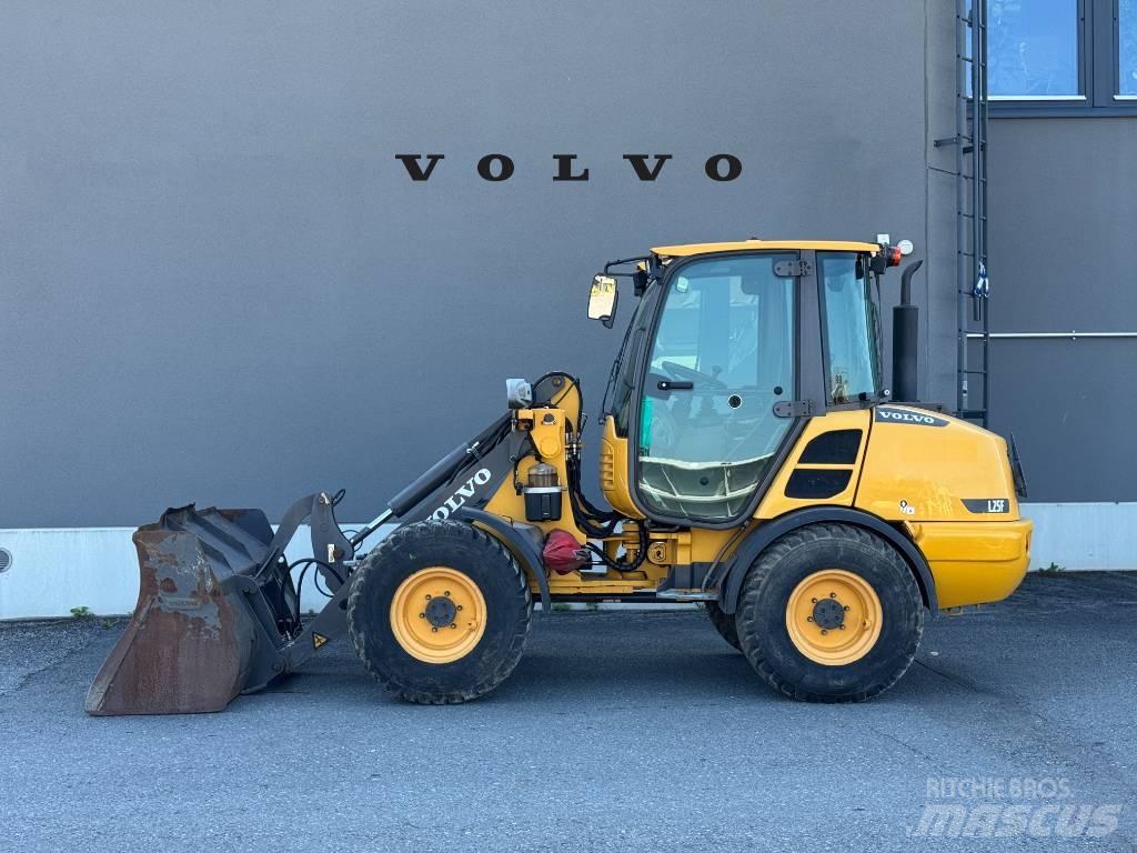 Volvo L 25 F Cargadoras sobre ruedas