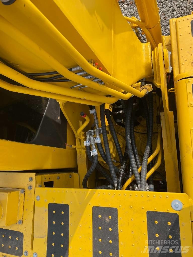Komatsu PC 200-8 Excavadoras de cadenas