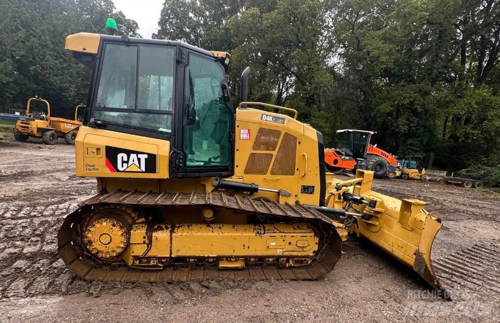 CAT D 4 K 2 LGP Buldozer sobre oruga