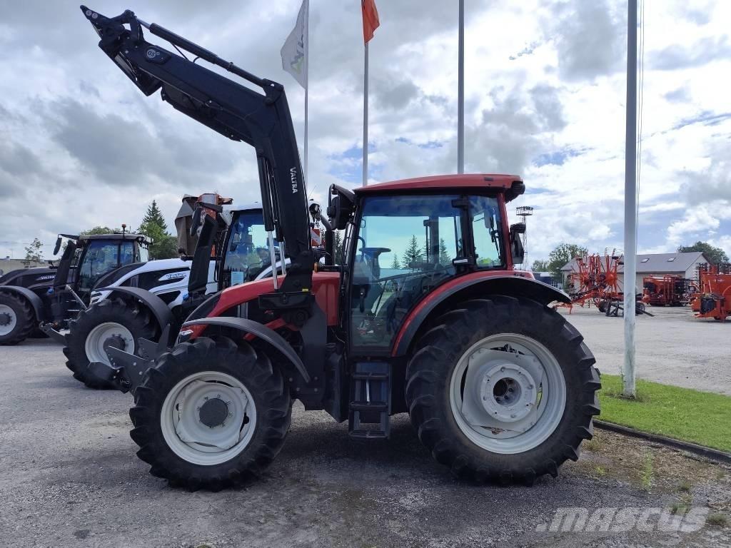 Valtra A 135 Tractores