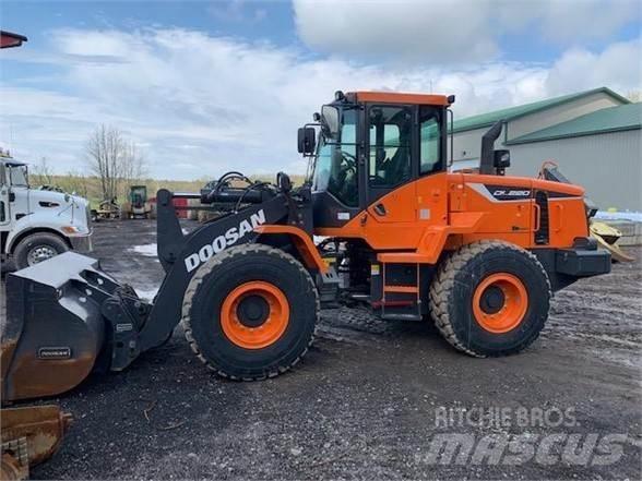 Doosan DL220-5 Cargadoras sobre ruedas