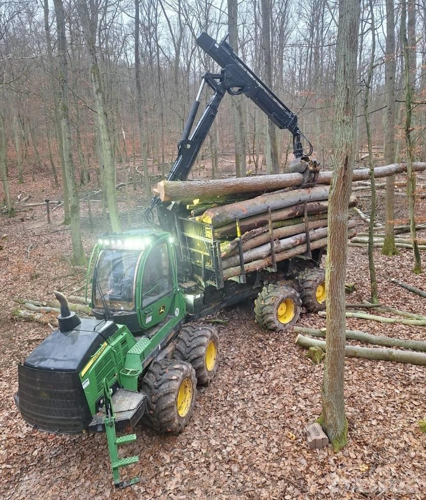 John Deere 1210 G Autocargadoras
