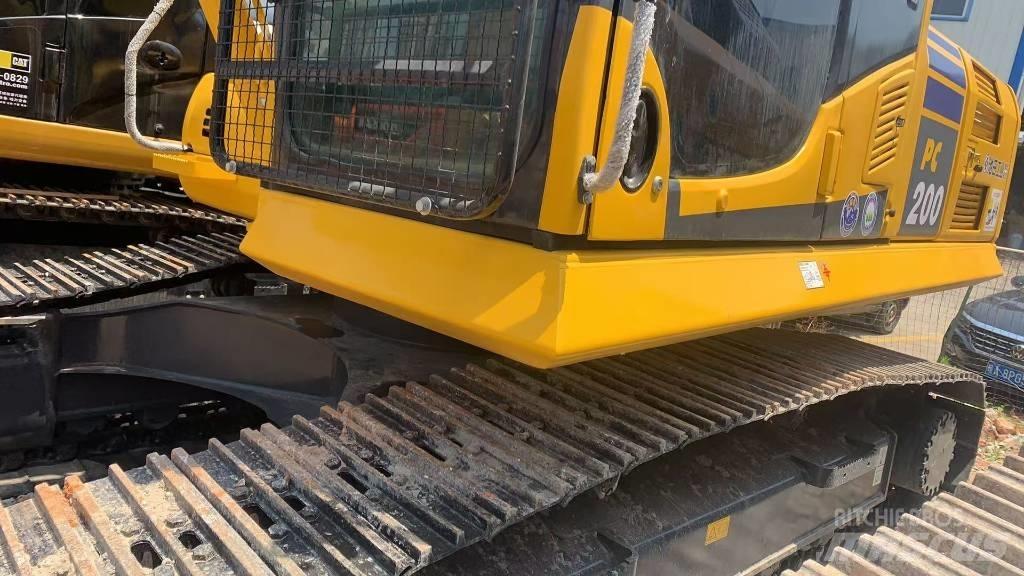 Komatsu PC 200 Excavadoras de cadenas