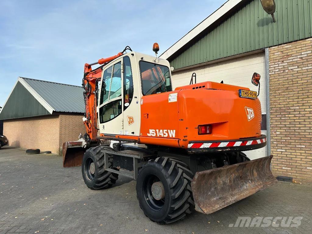 JCB JS145W Excavadoras de ruedas