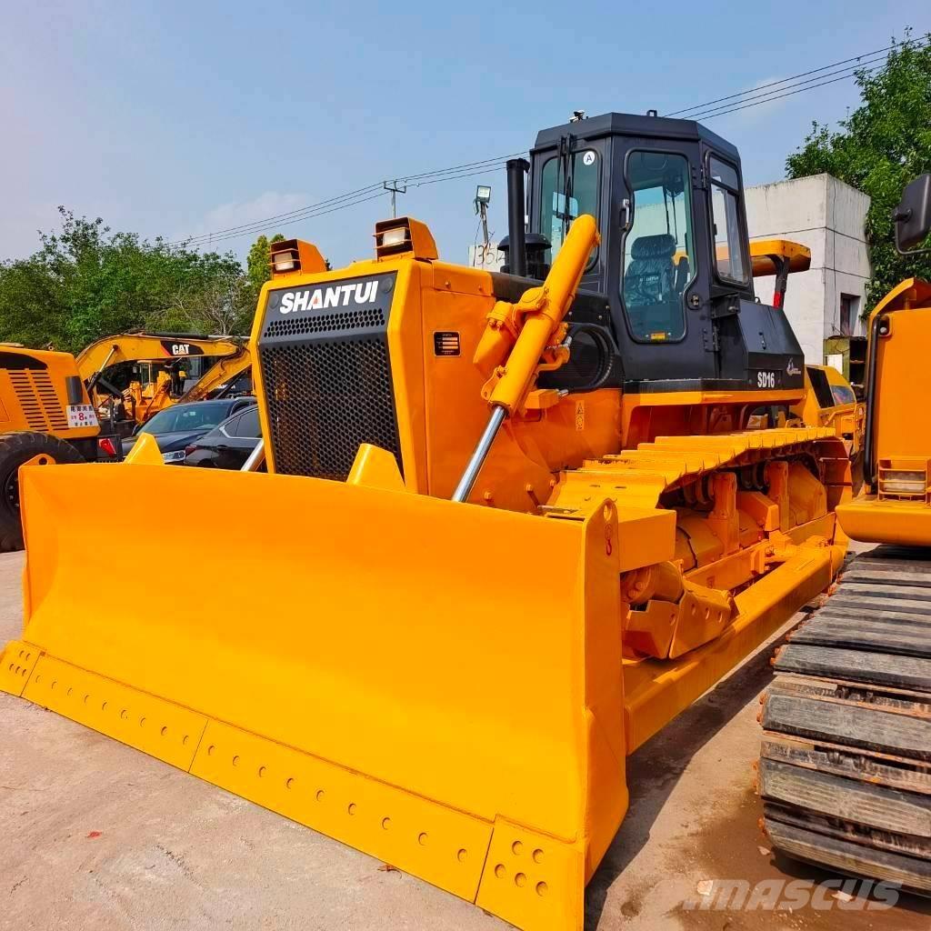 Shantui SD 16 Buldozer sobre oruga