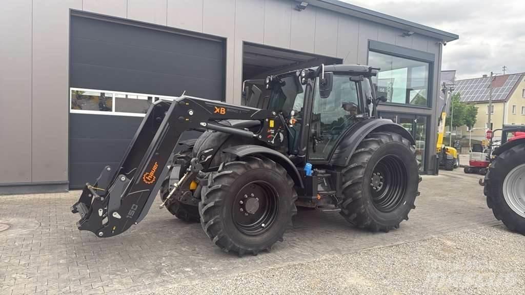 Valtra N175 Tractores