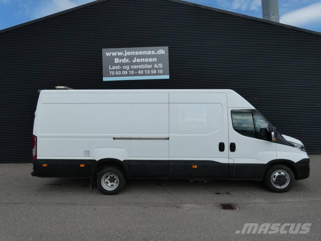 Iveco 35C21 Camiones caja cerrada
