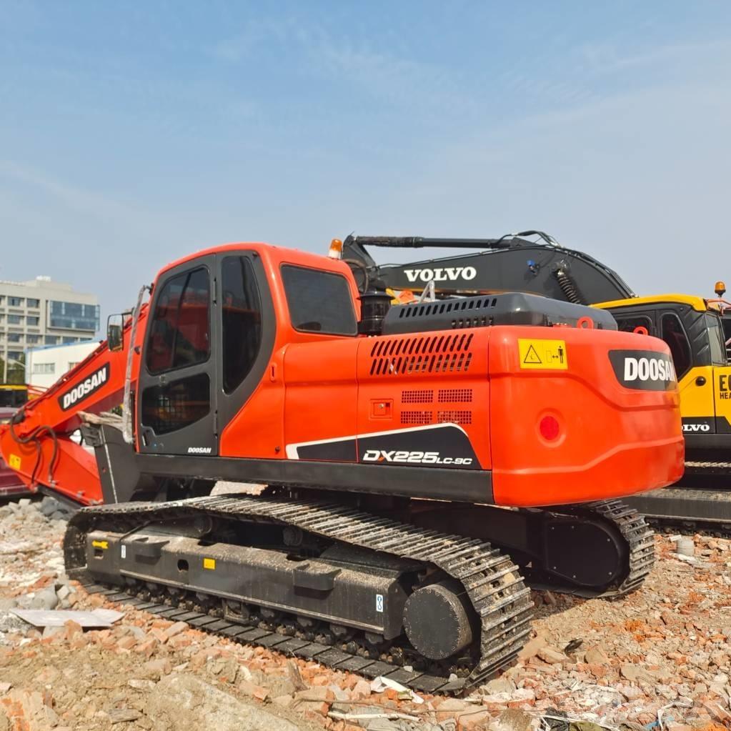 Doosan DX225LC-9C Excavadoras de cadenas