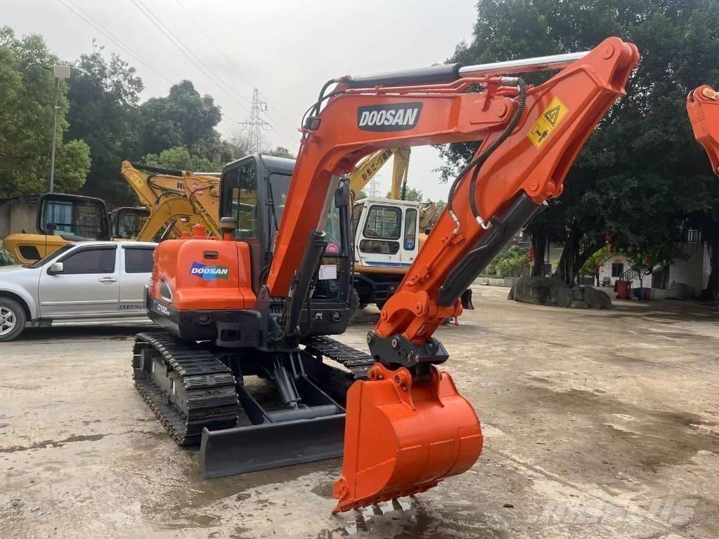 Doosan DX55-9C Mini excavadoras < 7t