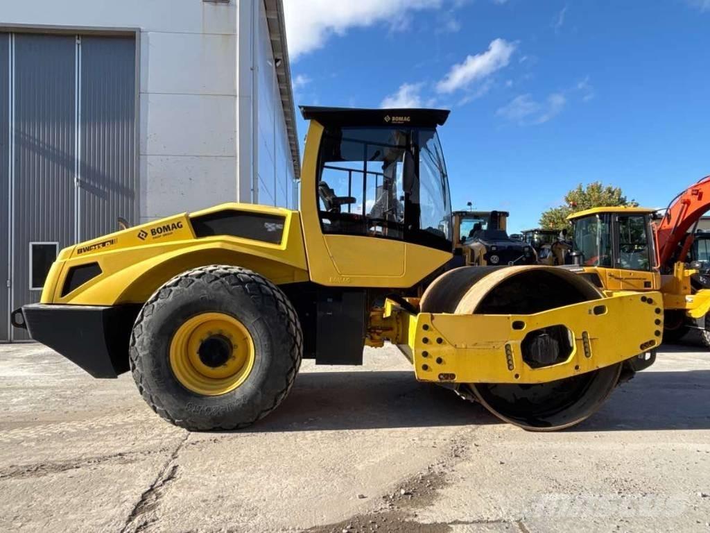 Bomag BW213D-5 Rodillos de un solo tambor