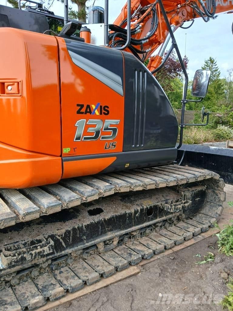 Hitachi ZX 135 US-7 Excavadoras de cadenas