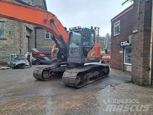 Doosan DX 235 LCR-5 Excavadoras de cadenas