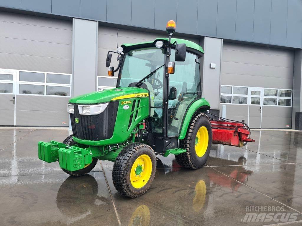 John Deere 3039R Tractores