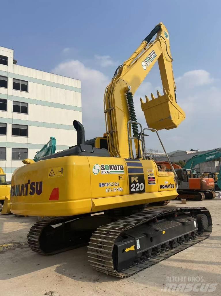 Komatsu PC 220-8 Excavadoras de cadenas