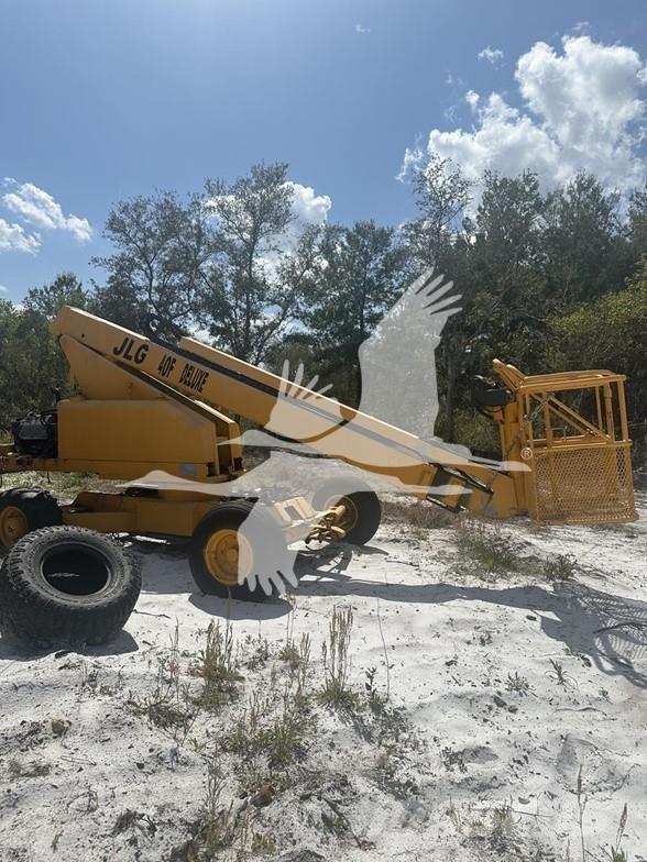 JLG 40F Plataforma de trabajo articulada