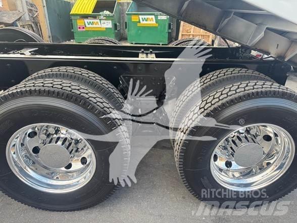 Kenworth T680 Camiones bañeras basculantes o volquetes