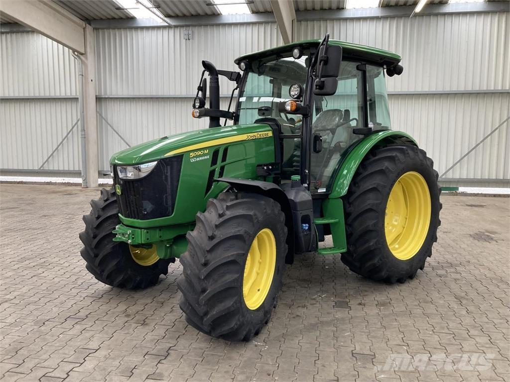 John Deere 5090M Tractores