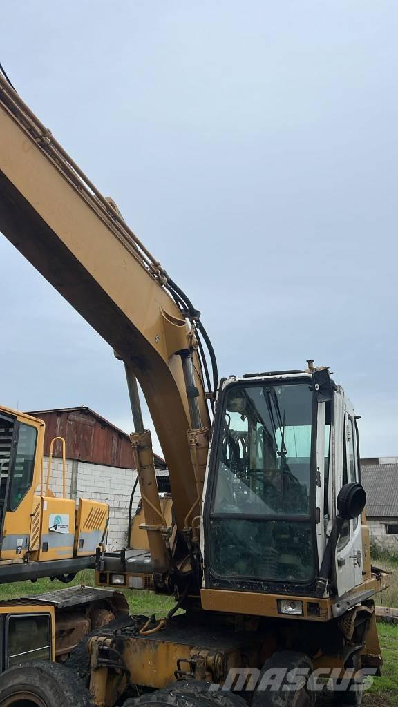 Liebherr A 904 Cadenas, orugas y chasis