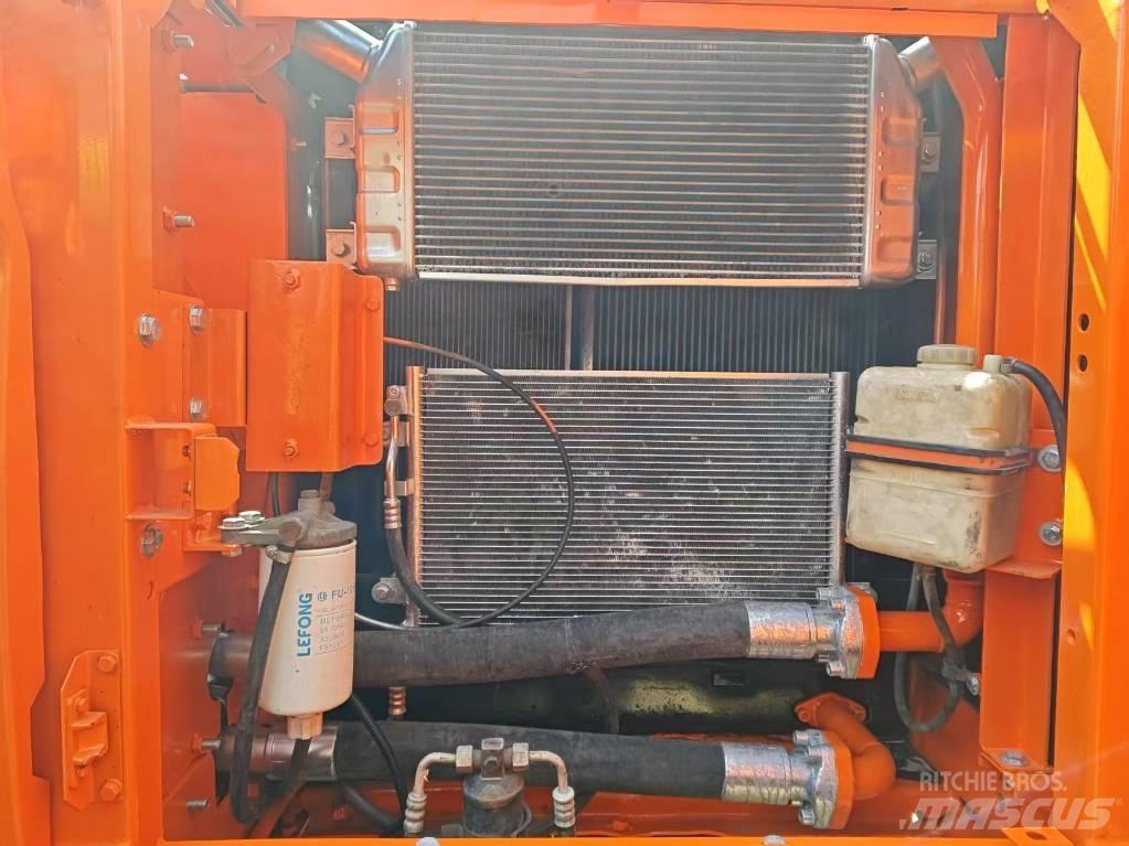 Doosan DX 225 LC Excavadoras de cadenas