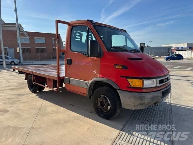 Iveco 35C 13 Furgonetas caja abierta