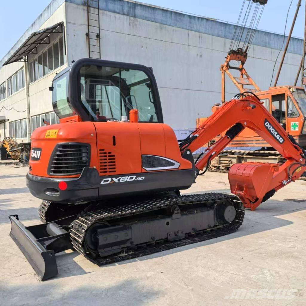 Doosan DX 60-9 C Mini excavadoras < 7t