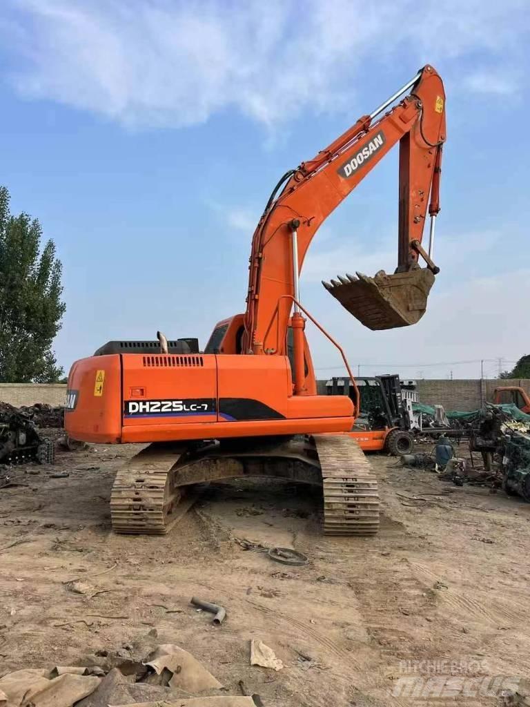 Doosan DH 225 LC-7 Excavadoras de cadenas