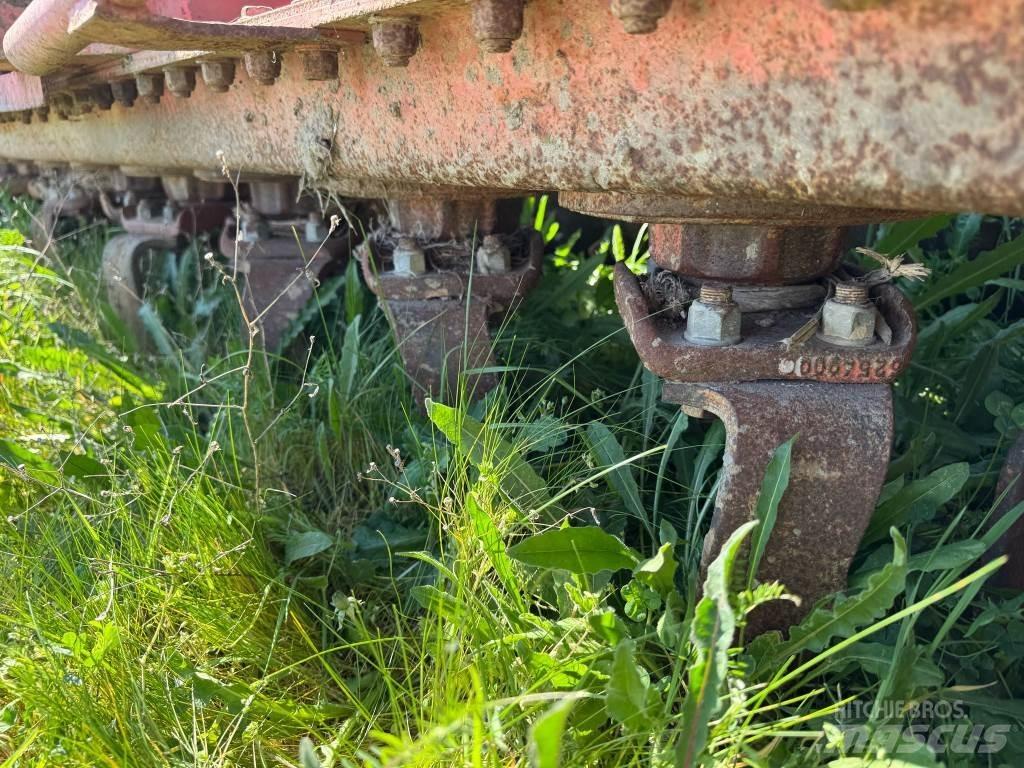 Kuhn NODET + HRB301 Sembradoras combinadas