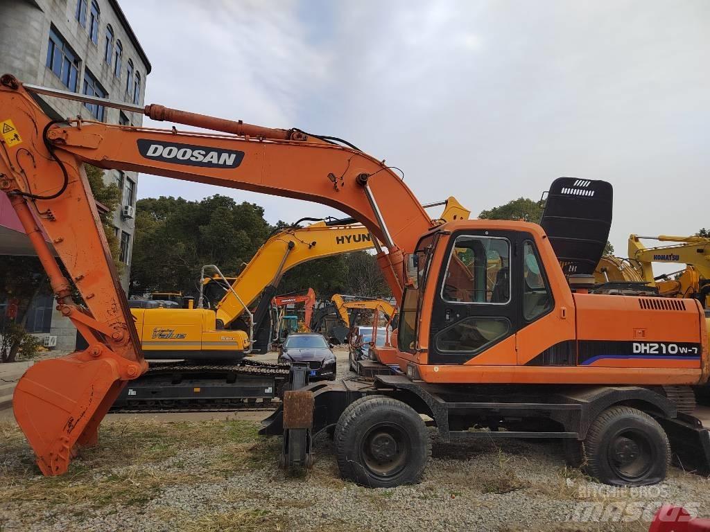 Doosan DH 210 W-7 Excavadoras de ruedas