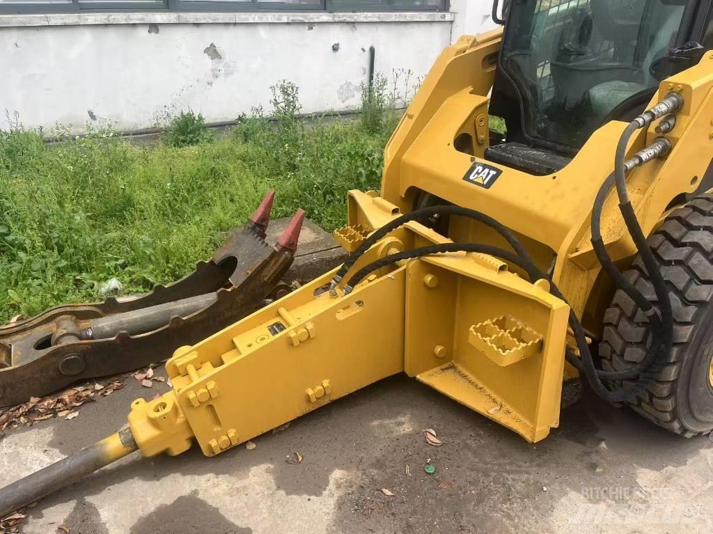 CAT 246 D Minicargadoras