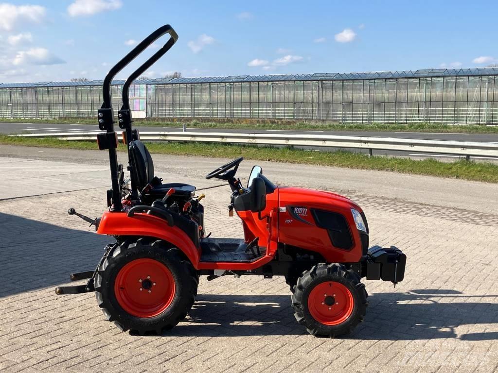 Kioti CS 2520 HST Tractores
