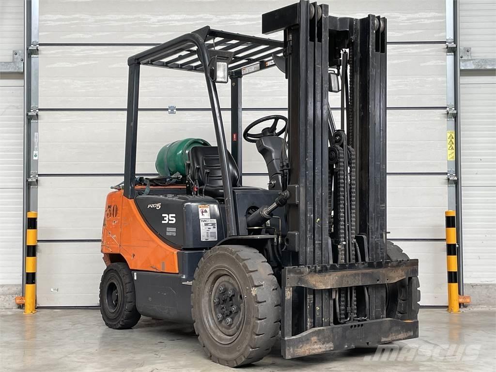 Doosan G35C-5 Carretillas LPG