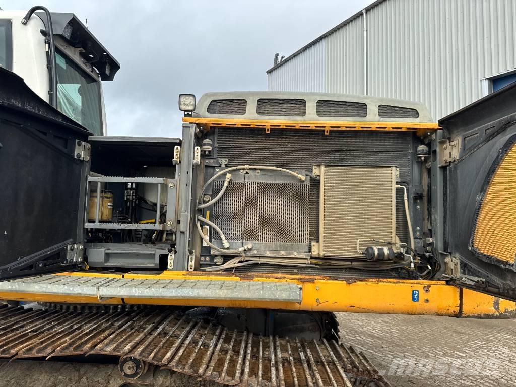 Liebherr R 946 Excavadoras de cadenas